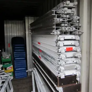 20 ft Seecontainer mit Inhalt (Tribüne aus Aluminium)